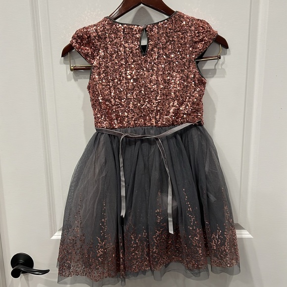 Zunie Formal Dress - Picture 3 of 5